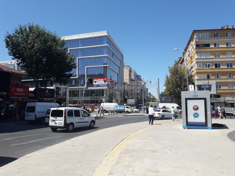 Ümraniye oto çekici