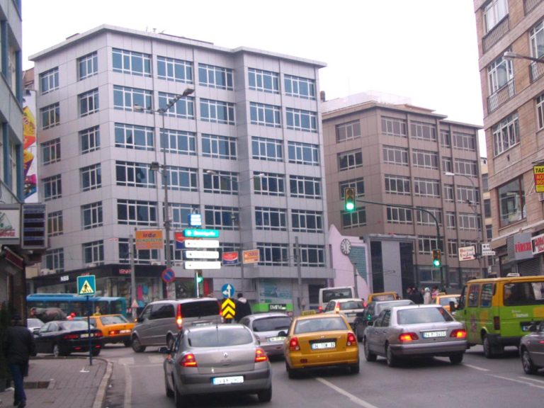 Kadıköy oto çekici